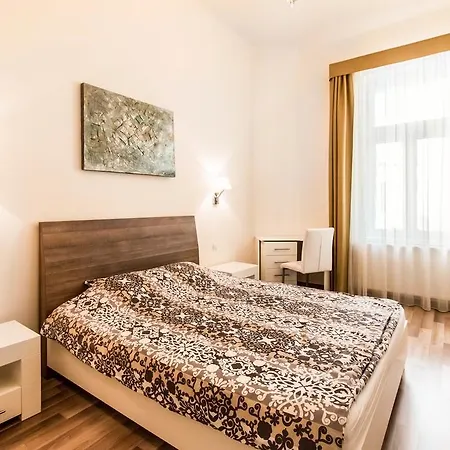 Modern Centre * בודפשט